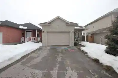 1821 DALMAGARRY Road London North Ontario N6G 0A6
