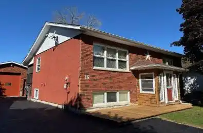 16 COMMUNITY CENTRE Drive Severn Ontario L0K 1E0