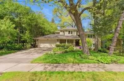 347 Pinetree Way Mississauga Ontario L5G 2R4