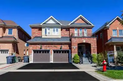 19 Teal Crest Circle Brampton Ontario L6X 2Z6
