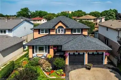 45 DUBLIN Drive Hamilton Ontario L9B 1Z9