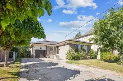 160 Codsell Avenue Toronto C06 Ontario M3H 3W6