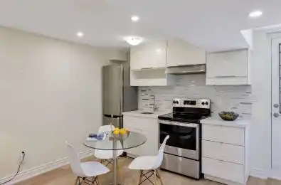 156 Lindenshire Avenue Unit# Lower Vaughan Ontario L6A 2N5