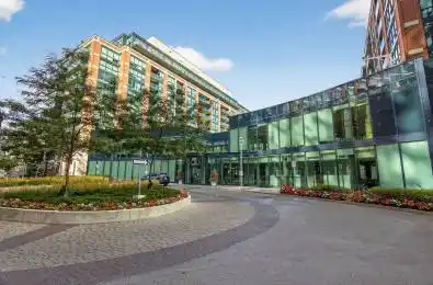 525 Wilson Avenue Unit# 334 Toronto C06 Ontario M3H 0A7