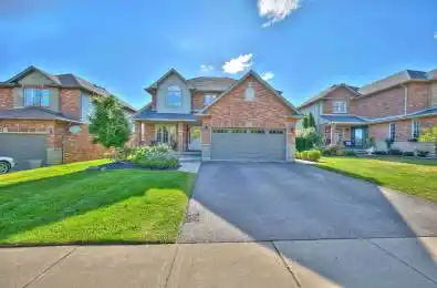 37 George Street Grimsby Ontario L3M 3Y5