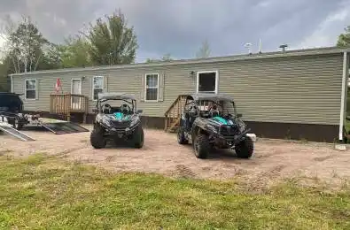 10 Hunt Road Addington Highlands Ontario K0H 1K0