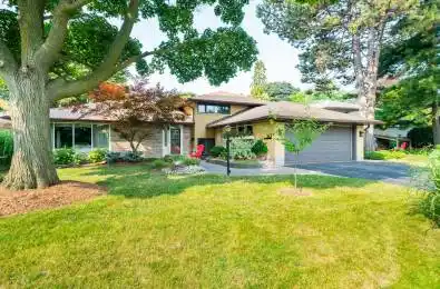 30 Bournemouth Road Toronto W08 Ontario M9A 2C7