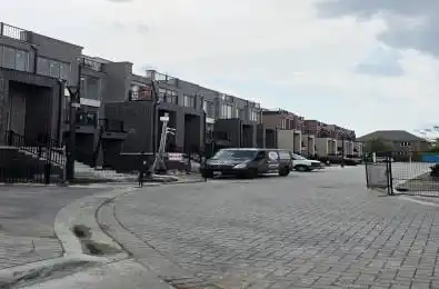 5 Bancroft Lane Unit# 314 Richmond Hill Ontario L4E 1M1