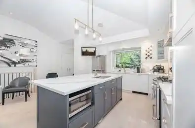 1595 Calverton Court Mississauga Ontario L5G 2W4