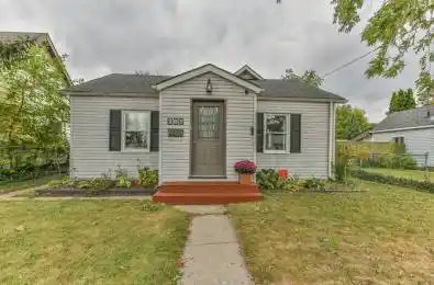 207 EAST Street London East Ontario N5Z 2S1