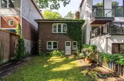 8 Grenadier Ravine Drive Toronto W01 Ontario M6S 2W7