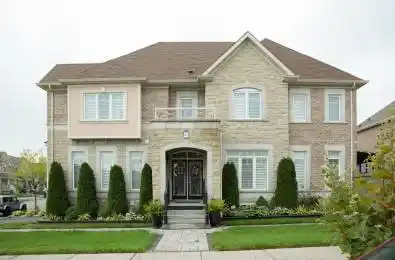 404 Queen Mary Drive Brampton Ontario L7A 4K4