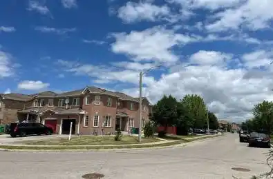 77 Vauxhall Crescent Unit# Main & Second Flr Brampton Ontario L7A 