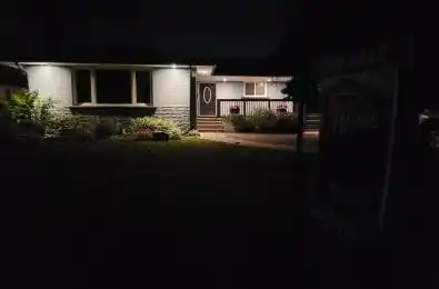 257 Wales Crescent Oakville Ontario L6L 3X8