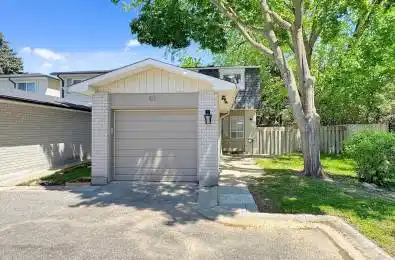 61 Plum Tree Way Toronto C07 Ontario M2R 3J1