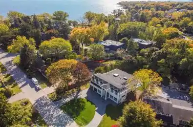 150 WOLFDALE Avenue Oakville Ontario L6L 4S1