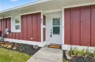 47 SZOLLOSY Circle Hamilton Ontario L9B 1T8