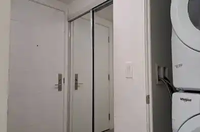 50 Wellesley Street Unit# 3710 Toronto C08 Ontario M4Y 1G2