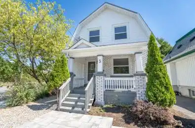 5 GILCHRIST Avenue Tunneys Pasture and Ottawa West Ontario K1Y 0M7