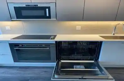 403 Church Street Unit# 3306 Toronto C08 Ontario M4Y 0C9