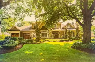 55 Ennisclare Drive Oakville Ontario L6J 4N3