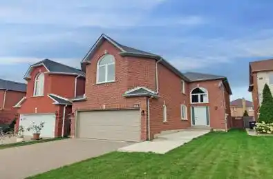 1629 Astrella Crescent Mississauga Ontario L5M 4Z7