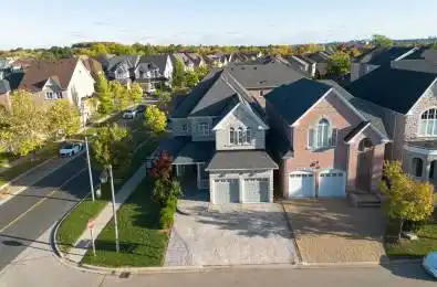 1 Bracknell Avenue Markham Ontario L6C 0B2
