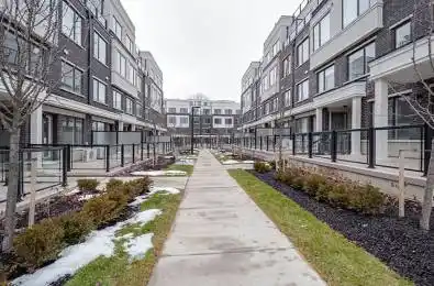 300 Alex Gardner Circle Unit# 61 Aurora Ontario L4G 1N4