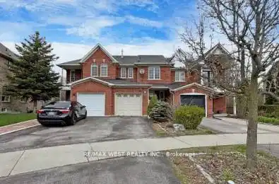 56 Long Point Drive Richmond Hill Ontario L4E 3W8