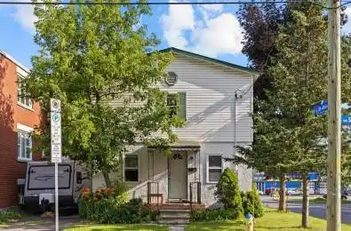310 Shakespeare Street Vanier and Kingsview Park Ontario K1L 5M2