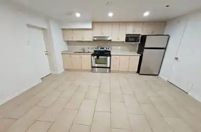 7 Stafford Road Unit# B1 Toronto C07 Ontario M2R 1T7