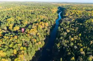 23 Egan Lane Bancroft Ontario K0L 2L0