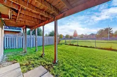 32 Westmoreland Court Markham Ontario L3R 8L8