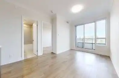 38 Water Walk Drive Unit# 807 Markham Ontario L3R 6M8