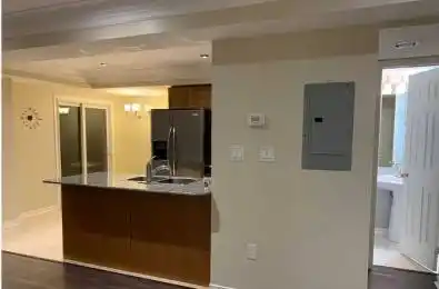 108 Louisbourg Way Markham Ontario L6E 0C5