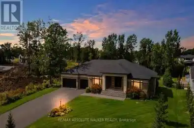 700 Mcmanus Avenue Manotick - Kars - Rideau Twp and Area Ontario K4M 0