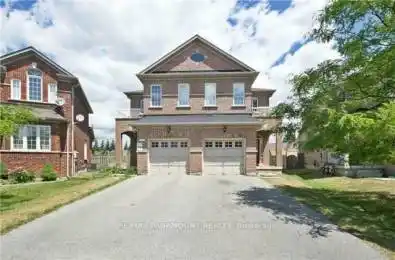 39 Seahorse Avenue Brampton Ontario L6V 4N7