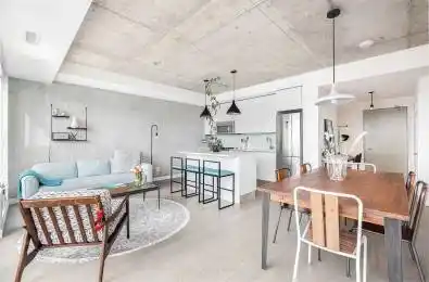 111 Bathurst Street Unit# 1505 Toronto C01 Ontario M5V 0M9