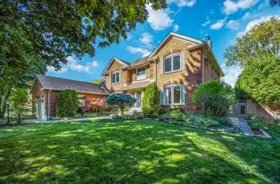 6 Lyndhurst Crescent Whitby Ontario L1R 1E4