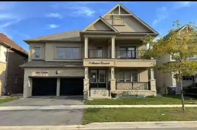 7 Avatar Crescent Brampton Ontario L6P 0V2