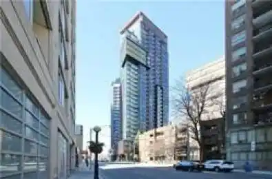 32 Davenport Road Unit# 3003 Toronto C02 Ontario M5R 1H3