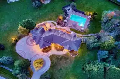 141 Kerry Hill Crescent Constance Bay - Dunrobin - Kilmaurs - Woodlawn