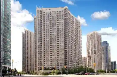 3888 Duke of York Boulevard Unit# 1422 Mississauga Ontario L5B 4P5