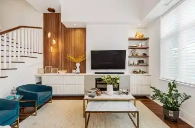 25 Malcolm Road Unit# TH-105 Toronto C11 Ontario M4G 0C1