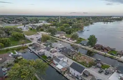 42 Wahneta Avenue LaSalle Ontario N9J 1T7