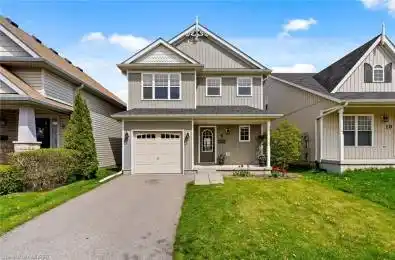 8 CHICORY Crescent St. Catharines Ontario L2R 0A5