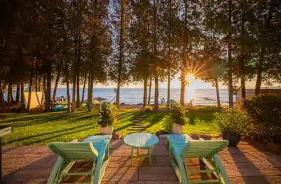 125 Kiowana Beach Road Meaford Ontario N4L 1W5