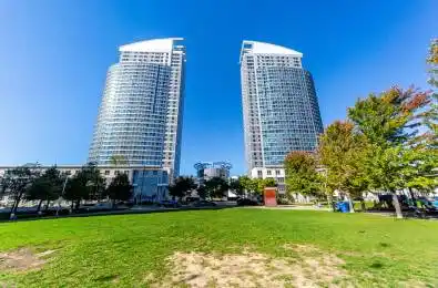 38 Lee Centre Drive Unit# 2303 Toronto E09 Ontario M1H 3J7