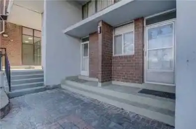 95 Leeward Glenway Unit# 112 Toronto C11 Ontario M3C 2Z6