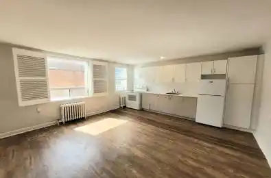 852 Broadview Avenue Unit# 205 Toronto E03 Ontario M4K 2R1
